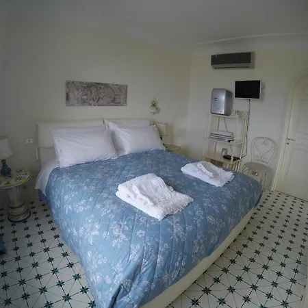 Riolinciano14 Bed & Breakfast 3*